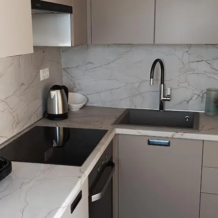 Apartamento Lais In The Old Square Of Liapades